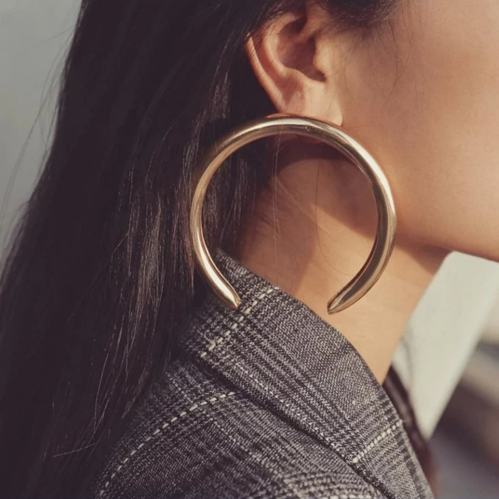 Almost full circle hoops earrings